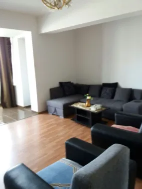 BRASADAS închiriază ap 2 cam decomandat Et 5/7 - Unirii.