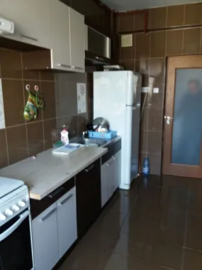 BRASADAS închiriază ap 2 cam decomandat Et 5/7 - Unirii.