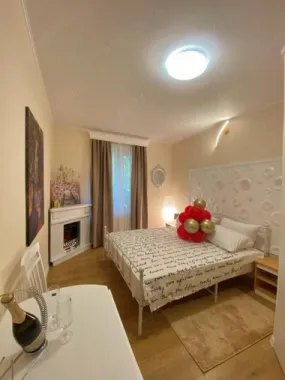 BRASADAS închiriază ap 2 cam etaj 1/2 Floreasca.