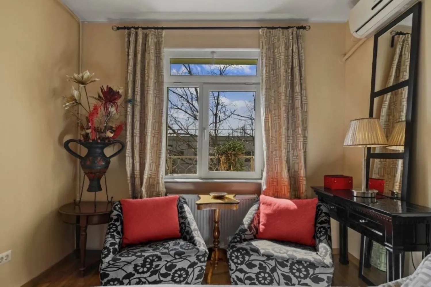 Apartament 2 cam decomandat, 50 mp + Boxa depozitare, Parc Cinema Floreasca