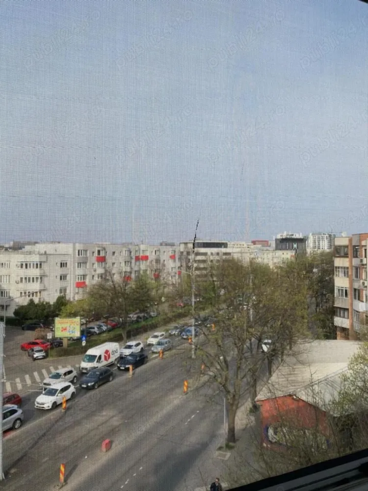 Inchiriez Ap 2 cam zona foarte buna AUREL VLAICU 2 min MALL PROMENADA!