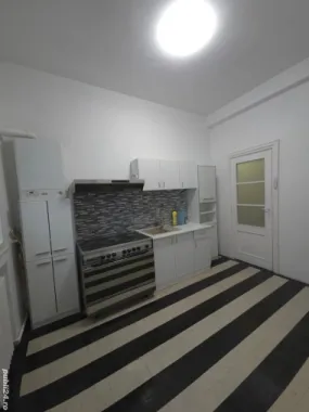 Apartament de închiriat persoana sau firma
