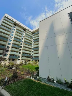Închiriere apartament 2 camere cu vedere spectaculoasă la Sky Tower şi Promenada