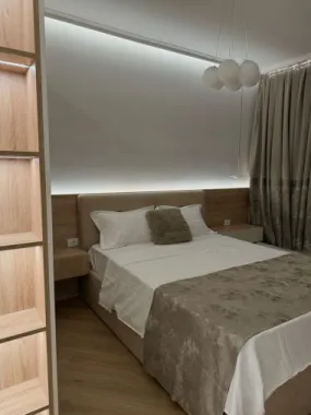 Proprietar inchiriez apartament Exigent Plaza