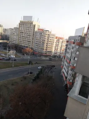 Proprietar Mosilor Obor metrou