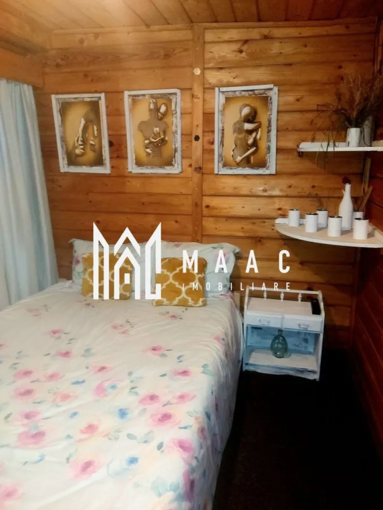 Casa 6 camere | Marginimea Sibiului | Pretabil investitie | - Casă cu 6 camere de vânzare în satul Vale, județul Sibiu Preț excelent! Ideală pentru locuință permanentă, casă de vacanță sau pensiune. Maac Imobiliare vă propune spre vânzare o proprietate cu potențial deosebit, situată în satul Vale – o localitate pitorească, aflată la doar 23 km de Sibiu. Zona este liniștită, înconjurată de natură, cu acces facil pe drum asfaltat. Proprietatea cuprinde două corpuri de clădire: Casa 1: 2 camere, 2 bucătării, baie, cămară. Casa 2: 4 camere, bucătărie, baie, sală de luat masa. Anexe și facilități: Sală de petreceri Pivniță Cămări și magazii Pod mansardabil Curte spațioasă și grădină cu pomi fructiferi Grădină de legume + solar Zone de relaxare Cuptor tradițional, grill, ceaun Curte separată pentru animale, cu cotețe din BCA Suprafață teren: aproximativ 1000 mp Utilități: Curent electric trifazic Apă curentă (rece și caldă), canalizare Încălzire cu sobe de teracotă și electrică Internet (Wi-Fi) și TV prin fibră optică Gazul este tras până la poartă Avantaje zonă: Peisaj montan deosebit Aproape de pădure Zonă liniștită, ideală pentru relaxare Acces facil la oraș (23 km până în Sibiu) Infrastructură bună (drum asfaltat) La doar 2 km: școală, grădiniță, piață, magazine, restaurante, pizzerie, fast-food Pentru mai multe detalii va rugam specificati telefonic ID: CP2723143 }}