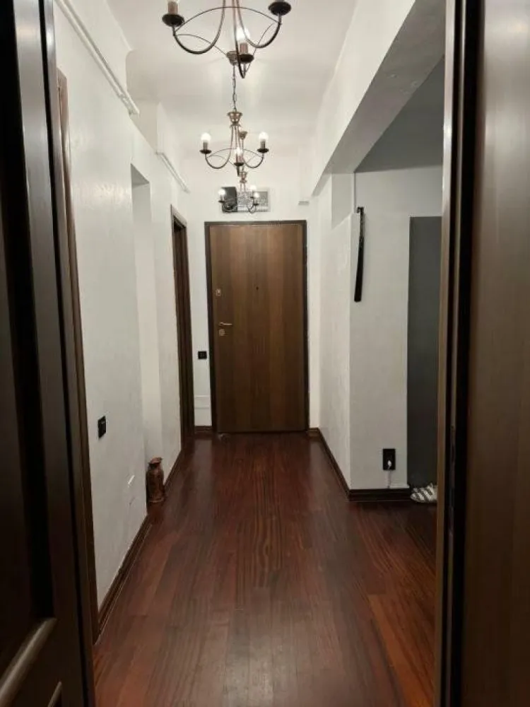 BRASADAS închiriază ap 2 cam. Dorobanti.