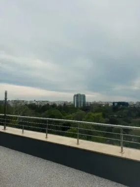 BRASADAS închiriază Penthouse cu terasa la Parcul Circului.