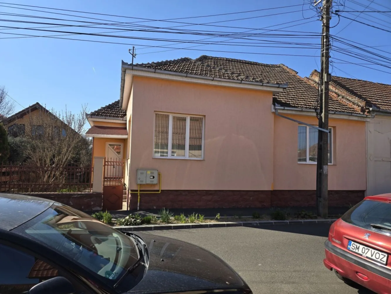BRASADAS vinde casa 3 cam 120mp teren 7 ari zona Micro 17.