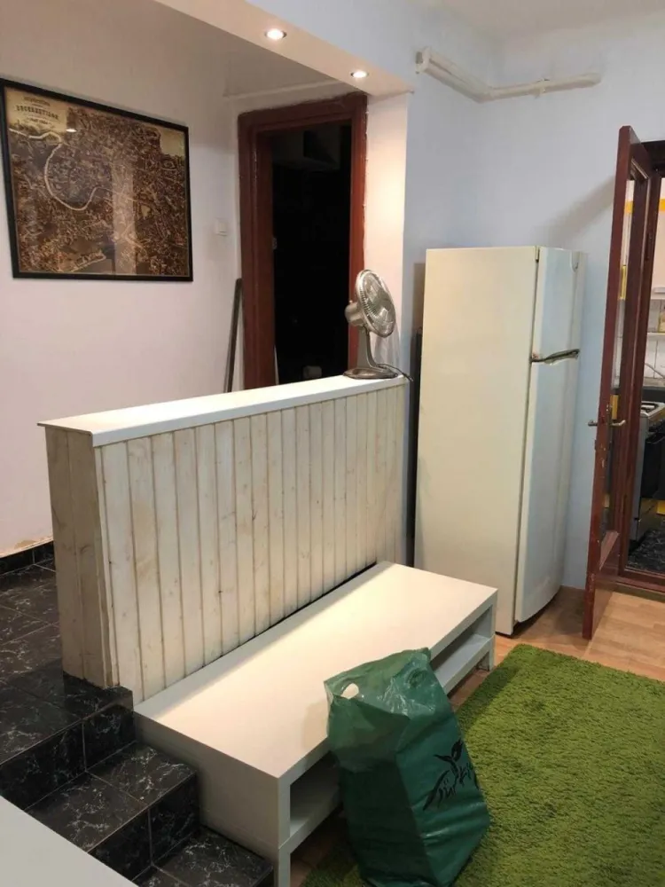 OFERTA!!! Închiriez apartament 2 camere zona Biserica Armenească - Închiriez Ap 2 camere zona Biserica Armenească 400 euro/luna exclus animale de companie