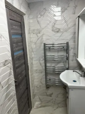 Apartament 2 camere De inchiriat zona magheru piata romana