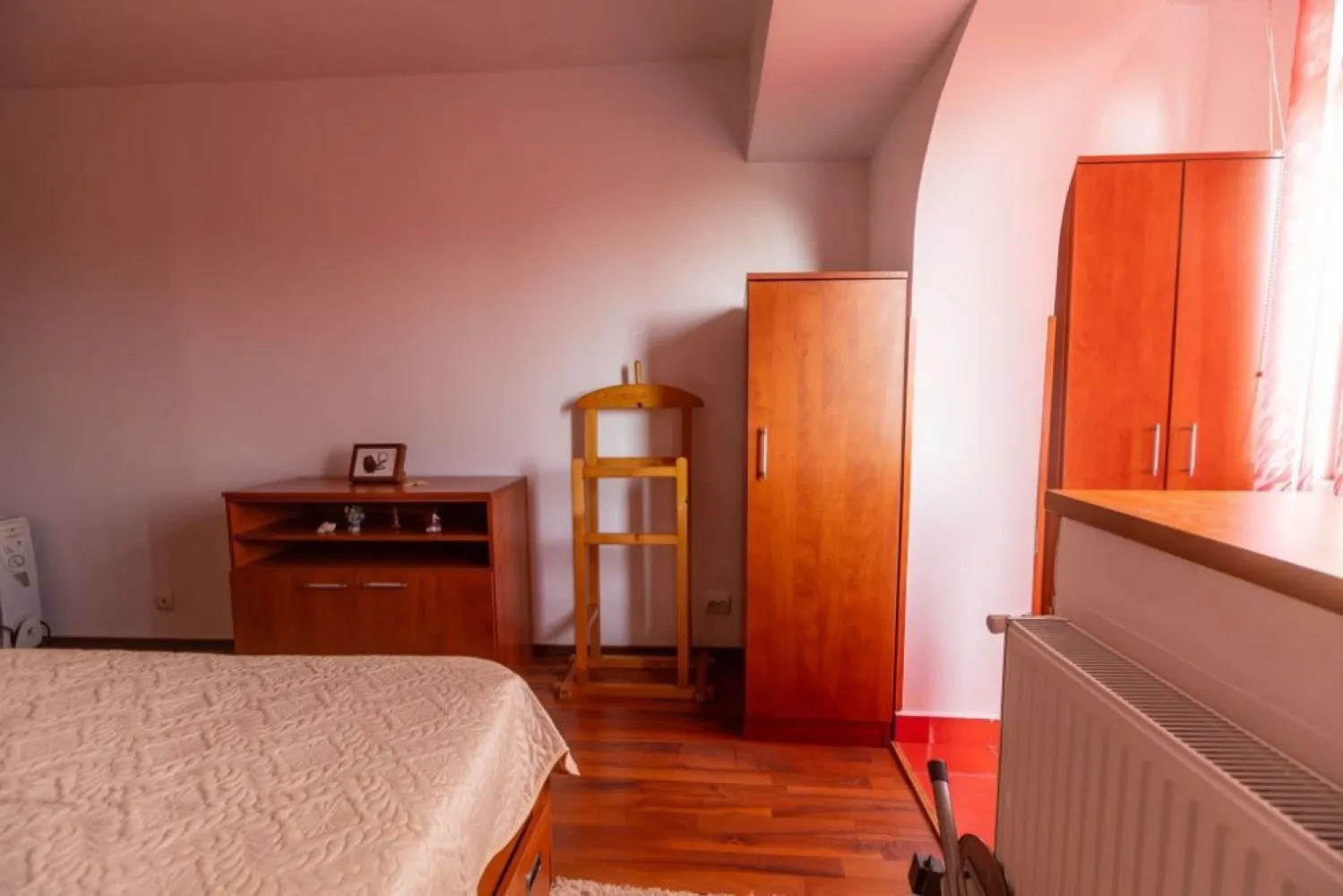 BRASADAS închiriază ap 2 cam Bd. Unirii, complet mobilat si utilat