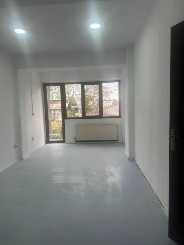 BRASADAS închiriază vila cu 20 camere in zona Bucur Obor. - Agenția imobiliara BRASADAS închiriază în zona Bucur Obor vila demisol+parter+3 etaje, 20 de camere cu baie proprie, pretabil hotel, clinica medicala, homecare, Pentru mai multe oferte accesați www.brasadas.com.