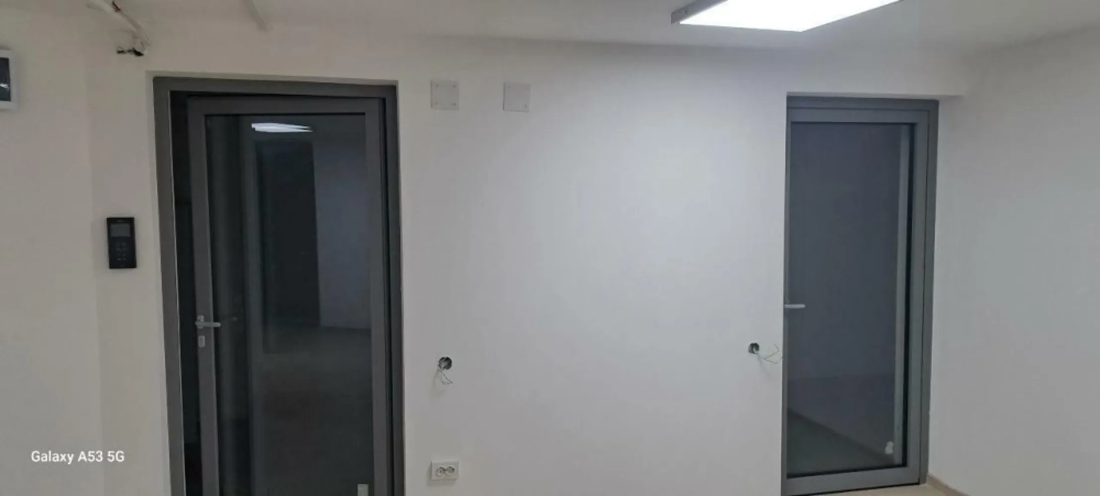 BRASADAS închiriază sp com 35mp zona UNIRII