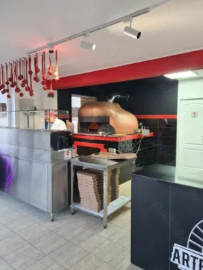 BRASADAS vinde Pizzerie in Popesti Leordeni.