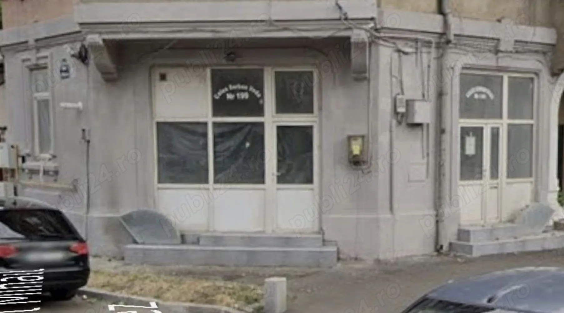Spatiu comercial calea Serban Voda 199 - Vand Închiriez Spațiu comercial parter din vila p+1+m. Spatiu cu destinatie comercial, nu transformat! Centrala termica proprie, noua! Închiriere ....800 euro luna. 4 camere și 2 bai!! Plus demisol 2 camere! Suprafata parter 42mp. Suprafața demisol 17 mp! Expunere mare cu vitrine pe doua laturi. Spațiul este situat chiar pe bulevardul Serban Voda 199.