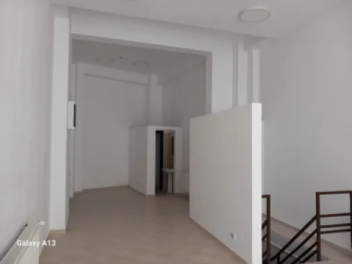 BRASADAS închiriază spatiu comercial RENOVAT Lipscani 120mp.