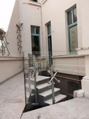 BRASADAS închiriază vila 21 cam UNIRII Birouri exclusive.