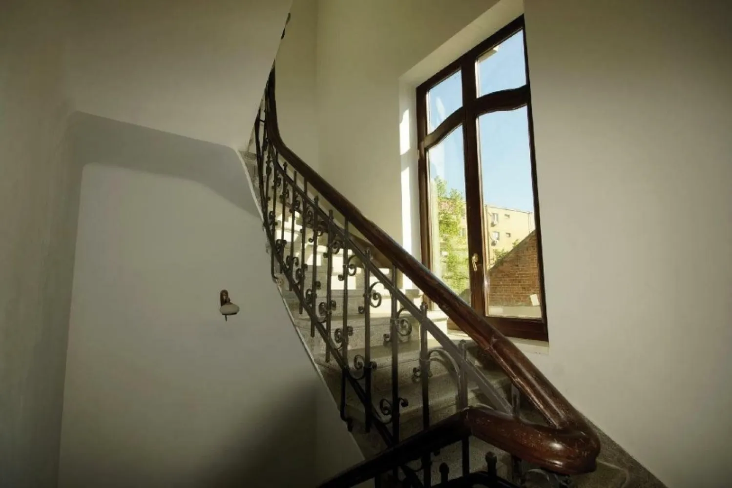 OPEN SPACE-MANSARDA DE INCHIRIAT UNIVERSITATE-ROSETTI-3900 EURO+TVA/LUNA