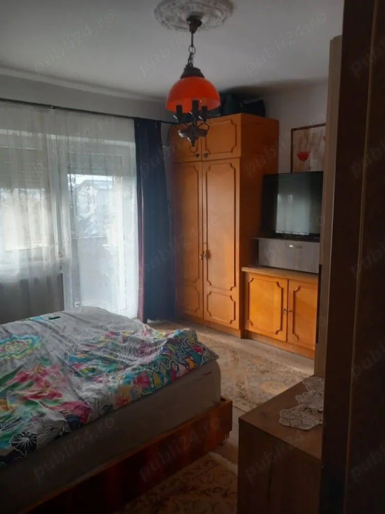 Ag BRASADAS vinde apt. 3 cam etaj 2/4 în Carpați 2. - Agenția BRASADAS vinde apartament 3 camere, 82 metri pătrați util. în cartier Carpați 2, Eaj 2/4. Renovat, nu necesită investiții. www.brasadas.com.