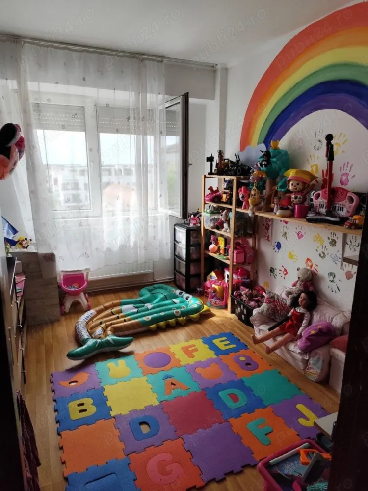 Ag BRASADAS vinde apt 3 cam etaj 4/4 Micro 16.