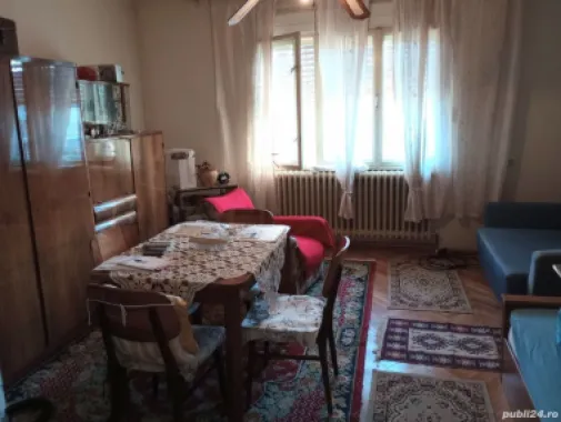 Ag BRASADAS vinde apt 3 camere la casa cu teren Axente Sever
