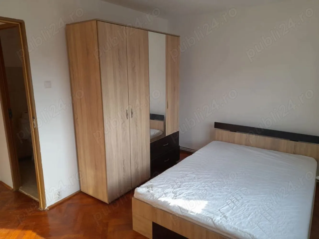 Ag BRASADAS vinde apt 2 cam etaj 3/4 in Micro 16. - Agenția BRASADAS vinde apartament cu 2 camere în micro 16 pe strada Zenit (partea cu scoala) la etajul 3. Apartamentul a fost renovat în totalitate în anul 2024. Instalație electrica și gaz noua, gresie, faianță, instalație sanitare noi, termopane cu plasa de țânțari noi, usi interior noi, ușa metalica noua. Scara curata și închisă. www.brasadas.com.
