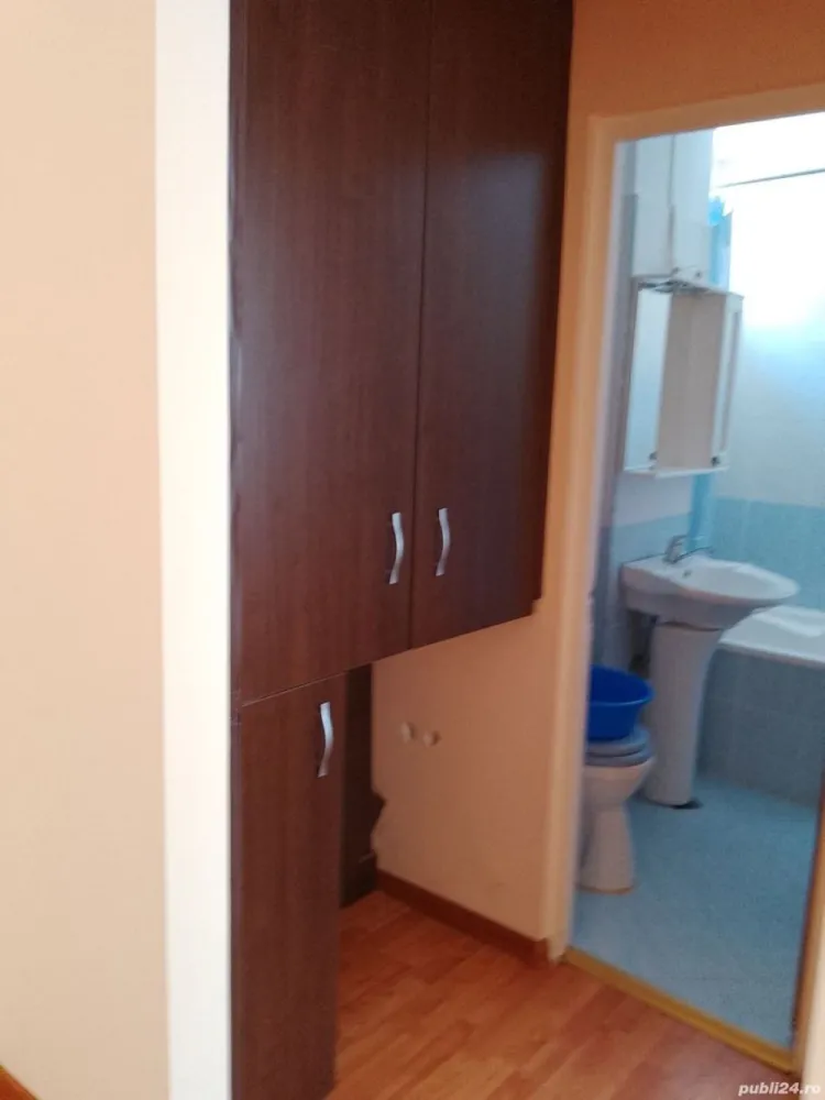 Carpați 1, 2 camere, et.4. - 2 camere semidecomandat