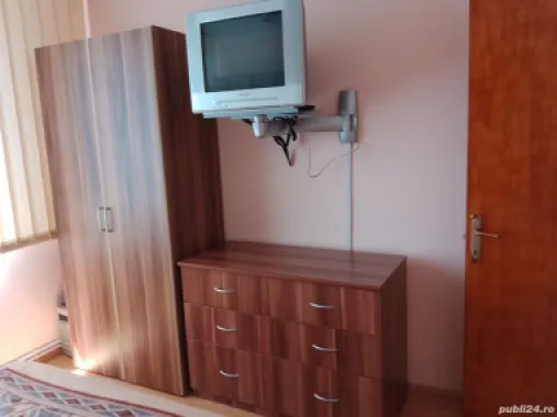 Carpați 1, 2 camere, et.4.