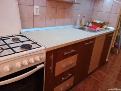 Carpați 1, 2 camere, et.4.