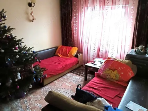 Ag BRASADAS vinde ap 4 cam etaj 3/4 în Micro 16.