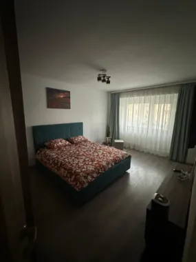 Închiriez apartament 2 camere zona tei