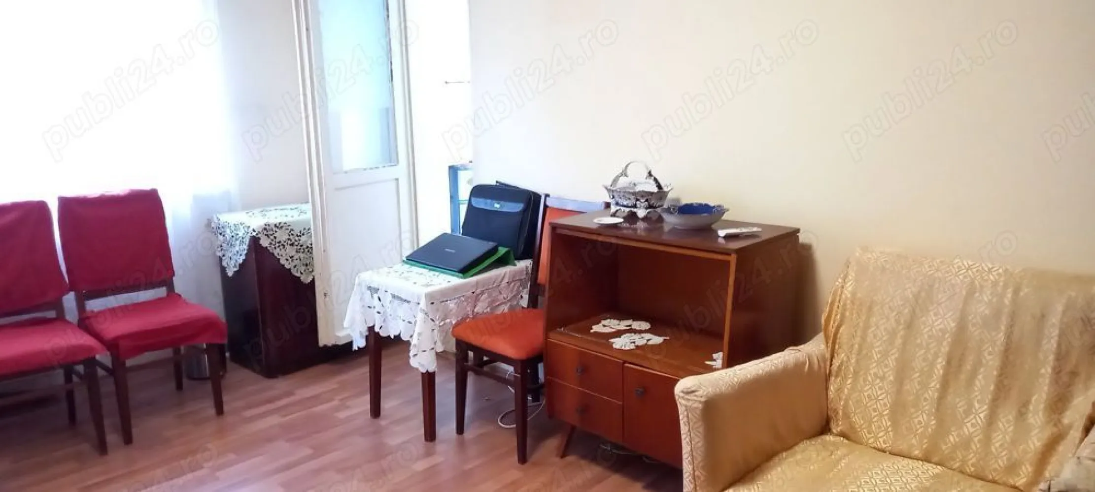 Vand apartament 2 camere zona Aviatiei