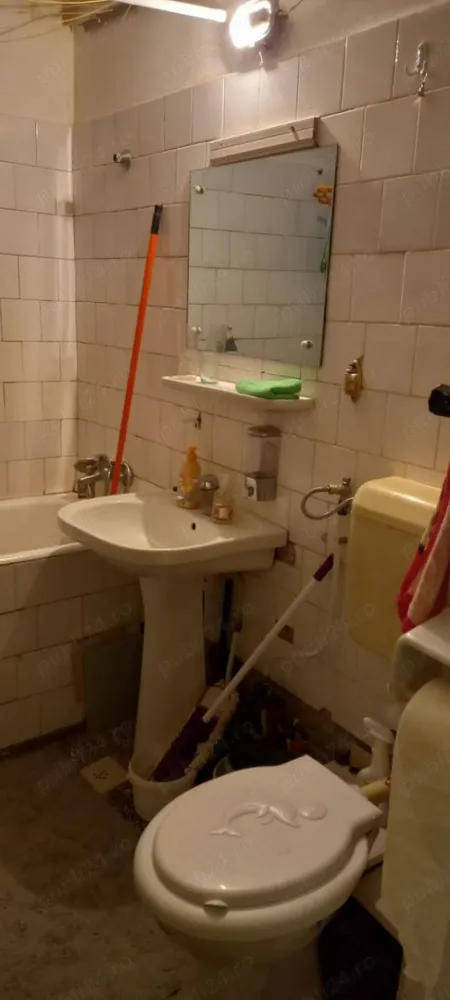 Vand apartament 2 camere zona Aviatiei