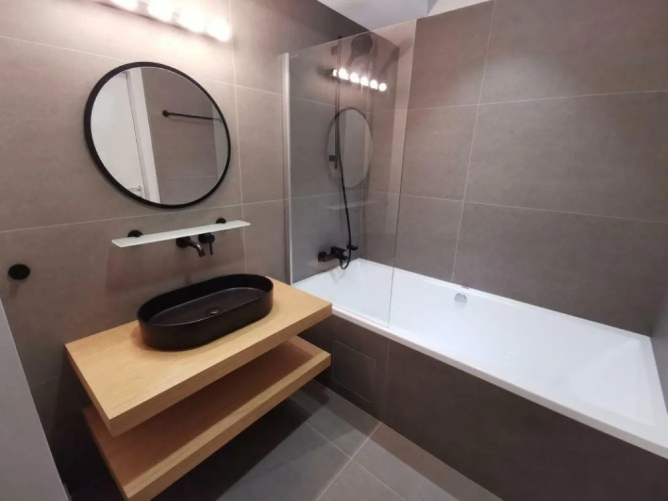 Penthouse 5 camere*parcare subterana*TVA inclus*Cantemir Residence