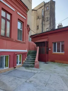 Vand apartament ULTRACENTRAL mosilor