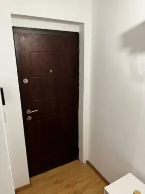 Proprietar - Vand apartament 2 camere mobilat la 5 minute de metrou Jiului