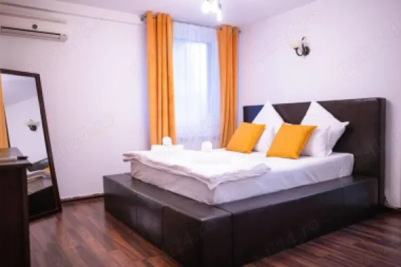 Apartament 3 camere zona Piata Unirii