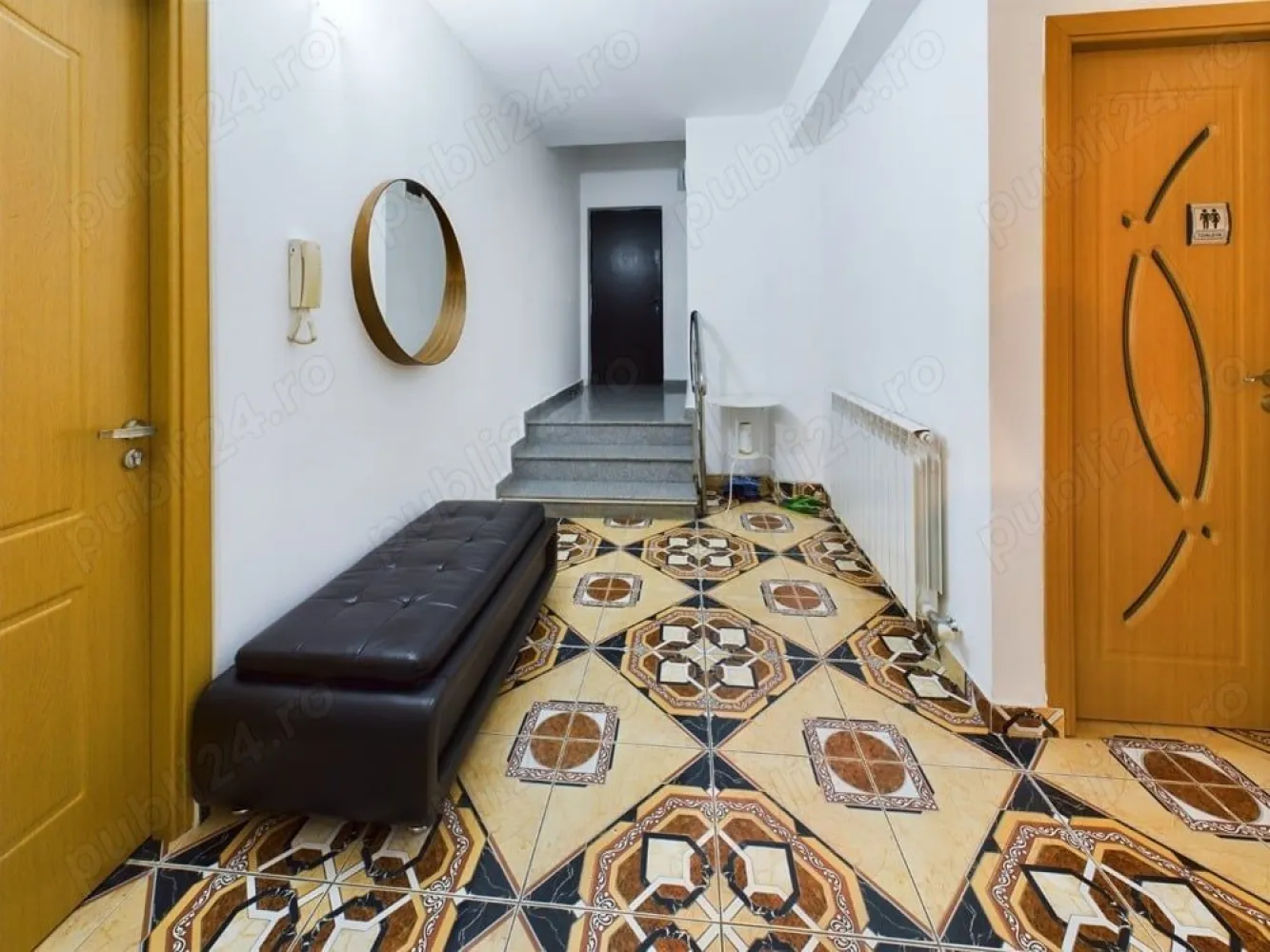 Apartament 3 camere zona Piata Unirii