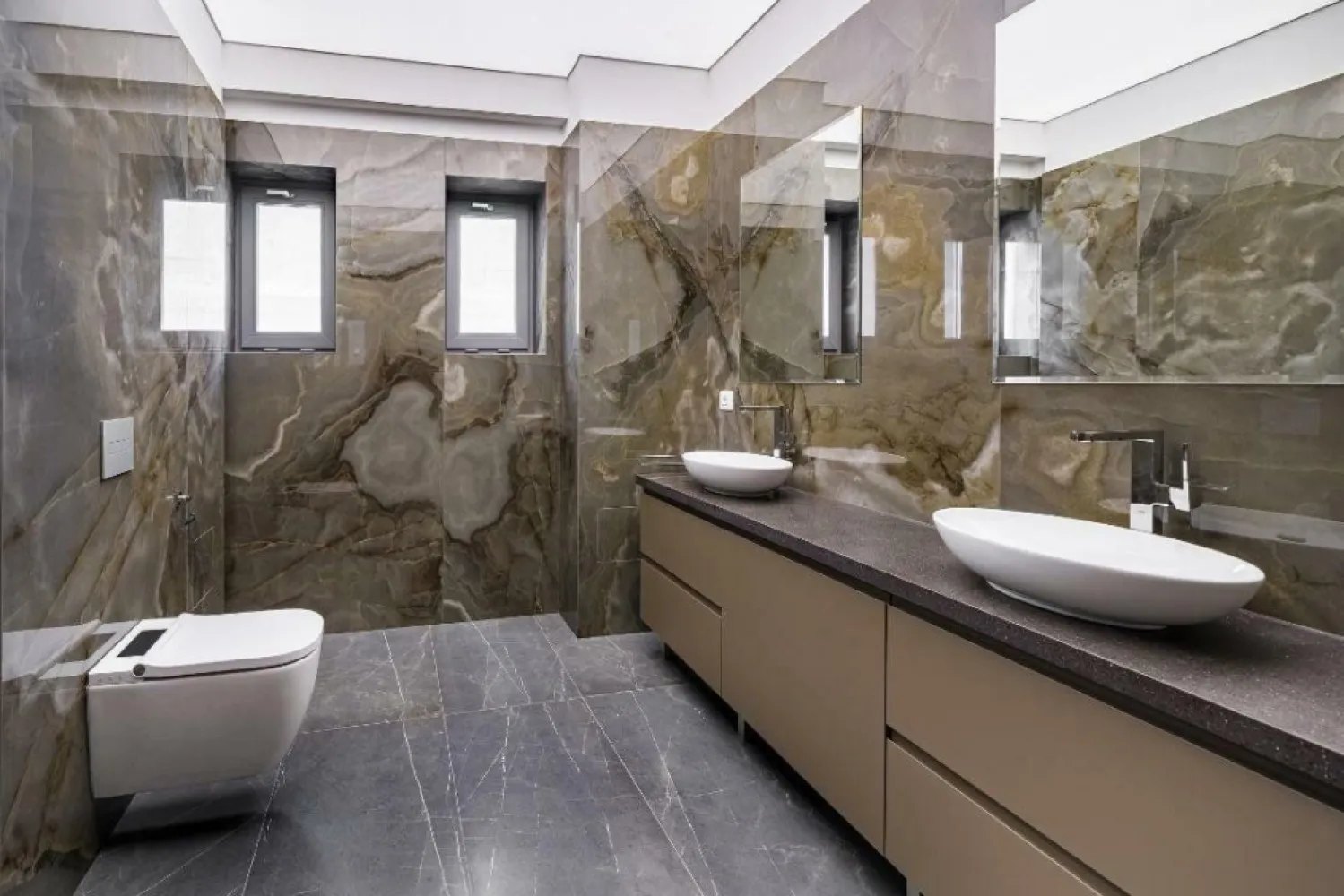 Apartament de lux 300 mp zona Opera RomânÄ/Cotroceni - Verdi Residence