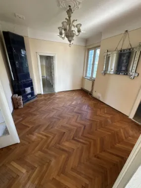 Proprietar vand apartament decomandat Unirii 5 camere