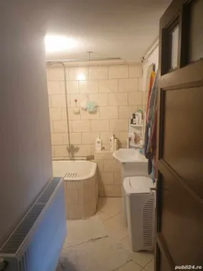 ULTRACENTRAL, Vand in Str. Popa Tatu, sector 1, etaj 2, vila, camera 16, 5 mp detalii in anunt .