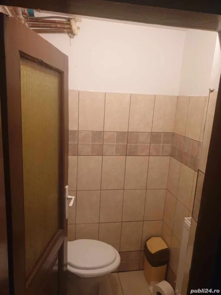 ULTRACENTRAL, Vand in Str. Popa Tatu, sector 1, etaj 2, vila, camera 16, 5 mp detalii in anunt .