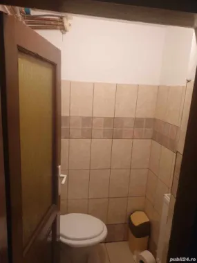 ULTRACENTRAL, Vand in Str. Popa Tatu, sector 1, etaj 2, vila, camera 16, 5 mp detalii in anunt .
