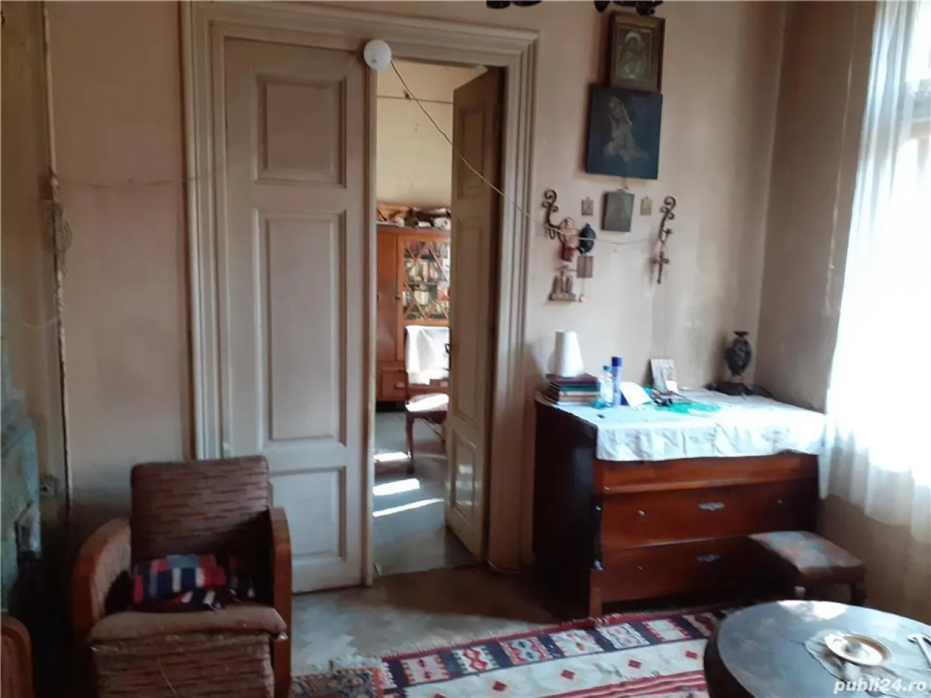 Casa zona Dacia Toamnei - Dacia Toamnei,casa s+p+m,teren 395 mp,amprenta la sol 130 mp,libera,fara amenajari.