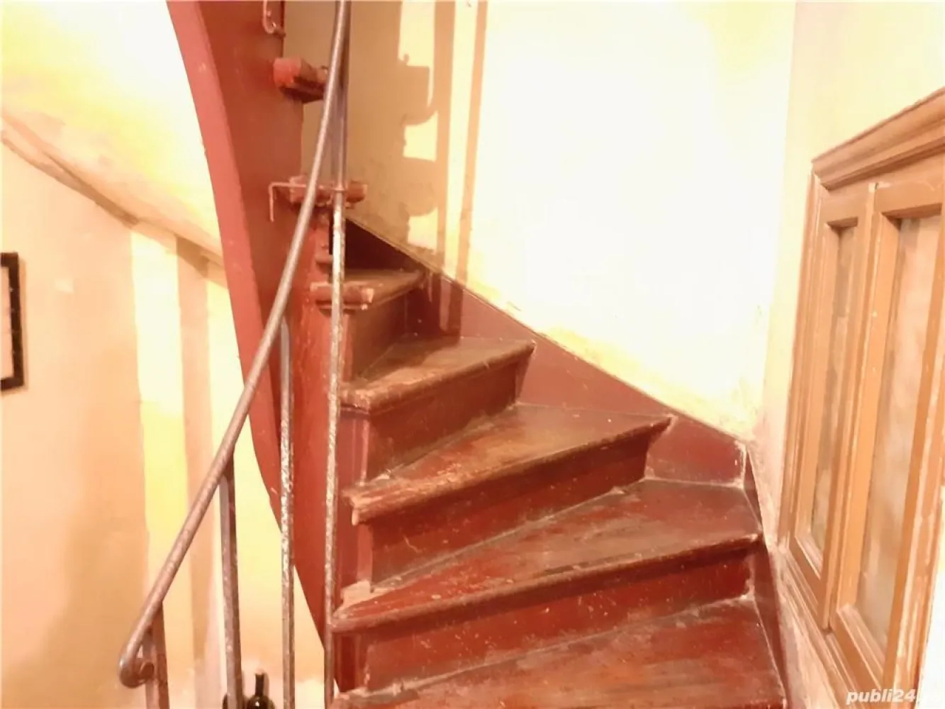Casa zona Dacia Toamnei - Dacia Toamnei,casa s+p+m,teren 395 mp,amprenta la sol 130 mp,libera,fara amenajari.