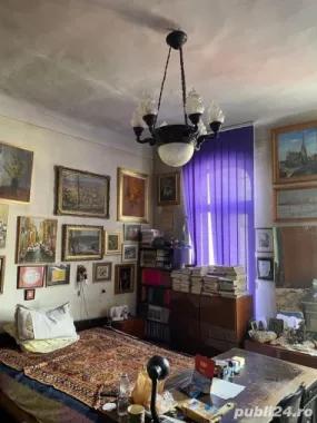 Casa rond Cosbuc (Piata Regina Maria)
