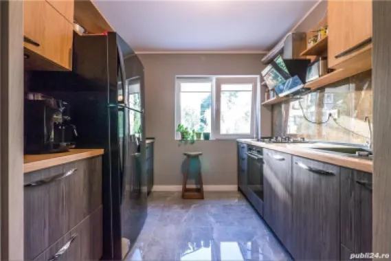 VAND Vila Recent Renovata la 10 minute de Piata Unirii