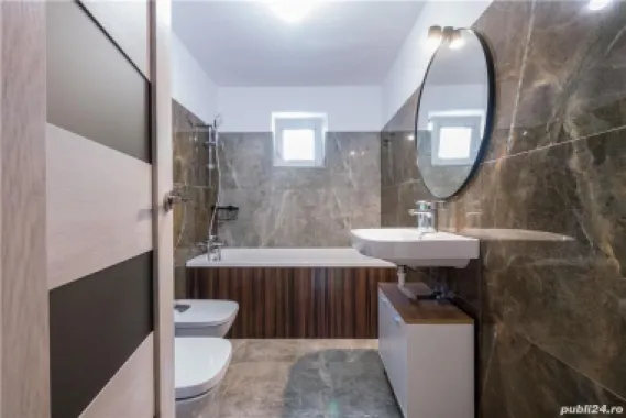 VAND Vila Recent Renovata la 10 minute de Piata Unirii