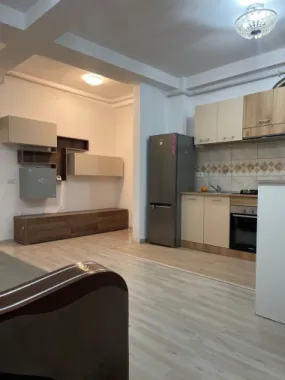 Proprietar,Inchiriez apartament 2 camere Titan/Auchan/Pallady
